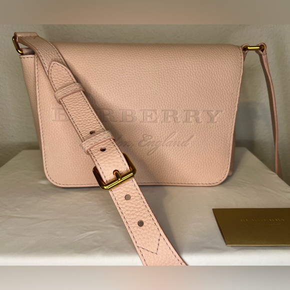 Burberry Messanger Bag - Picture 4 of 9